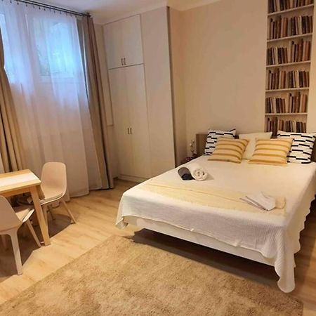 Studio Flat In The Center Of Budapest Bagian luar foto